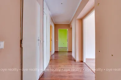 Na predaj 3-izbový byt, 71 m², Komárno, Považská