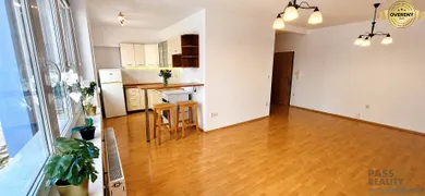 Byty na predaj 1-izbový, Bratislava-Podunajské Biskupice · €175 000