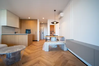 Na prenájom 3-izbový byt, 70 m², Bratislava-Nové Mesto, Matúškova