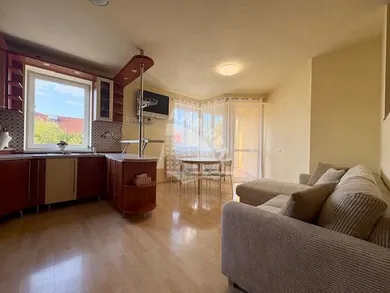 Na prenájom 3-izbový byt, 86 m², Banská Bystrica, Nad Plážou