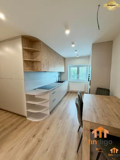 Квартири в оренду, 2-кімнатні, Nitra · €750