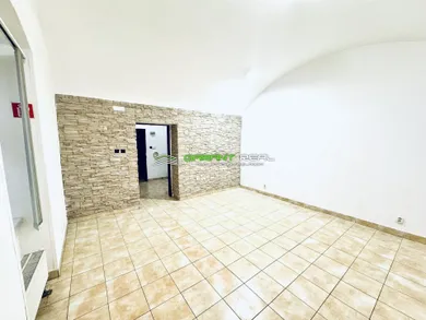 Na prenájom komerčné v Prešov · €590 · Dokončené