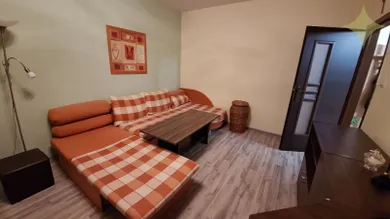 Na prenájom 2-izbový byt, 68 m², Zlaté Moravce, Hviezdoslavova
