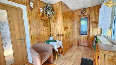 Na predaj 4-izbový dom, 160 m², Štiavnické Bane