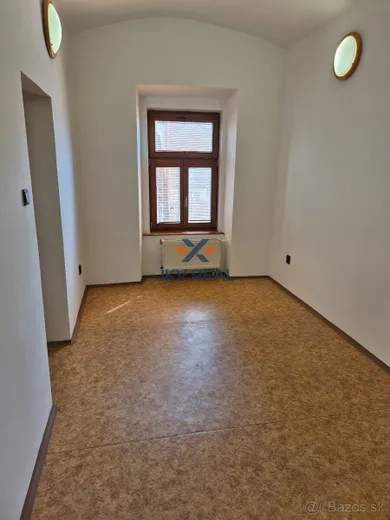 Na prenájom 3-izbový byt, 73 m², Prešov, Hlavná