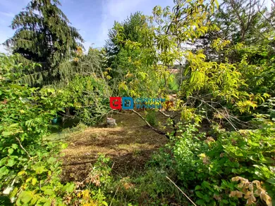 Na predaj 1-izbový rekreačný dom, 383 m², Trenčín, Južná