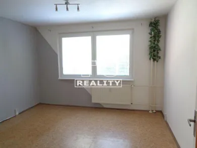 Na predaj 2-izbový byt, 59 m², Nová Dubnica