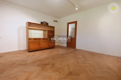 Na prenájom dom, 220 m², Nová Baňa