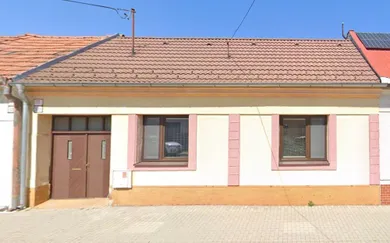 Eladó házak, Trnava · €275 000