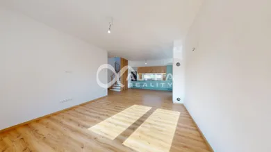 Na predaj 3-izbový dom, 101 m², Danišovce, -