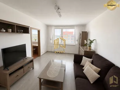 Na predaj 3-izbový byt, 74 m², Senica