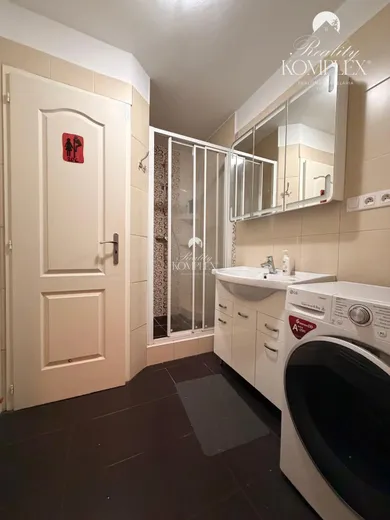 Na predaj 3-izbový byt, 60 m², Veľký Meder
