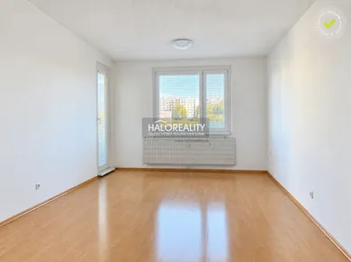 Na predaj 4-izbový byt, 84 m², Banská Bystrica
