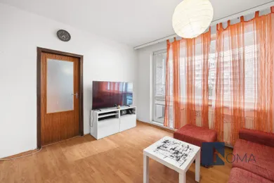 Na predaj 2-izbový byt, 41 m², Bratislava-Petržalka, Šustekova