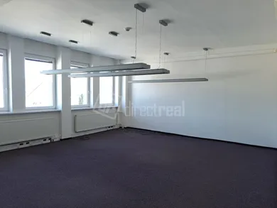 Na prenájom komerčné, 30 m², Bratislava-Nové Mesto, Vajnorská