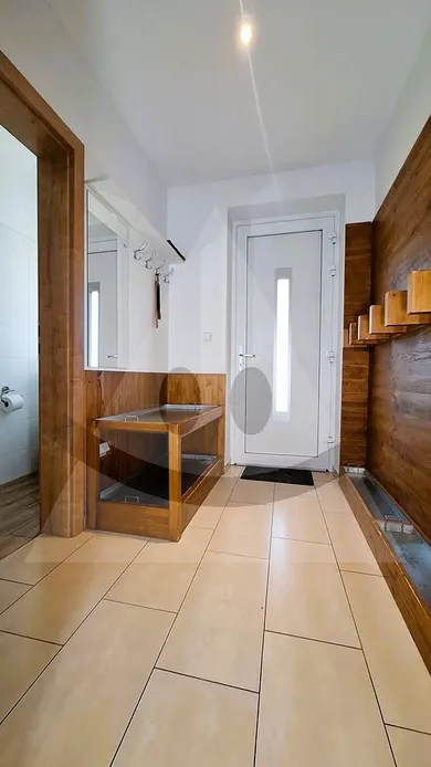 Na predaj 5-izbový dom, 519 m², Liptovský Mikuláš, Palúdzka