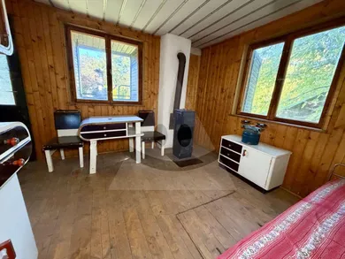 Na predaj rekreačný dom, 385 m², Ružomberok, Do Dielca