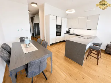 Na predaj byt v Bratislava-Nové Mesto · €610 000 · Novostavba