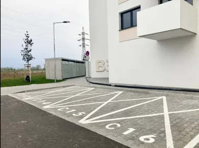 Objekty na prenájom, Bratislava-Rača · €40
