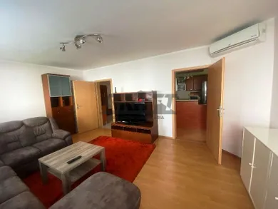 Na prenájom 3-izbový byt, 86 m², Bratislava-Ružinov, Planét