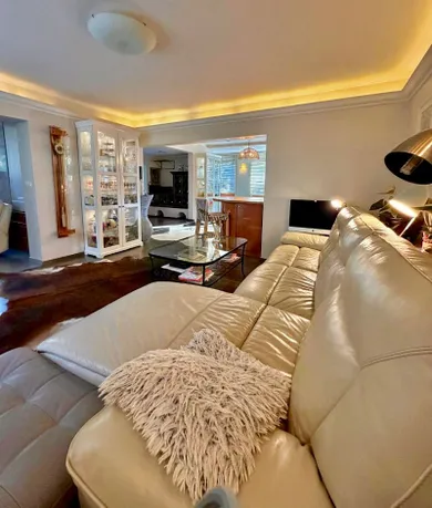 Na predaj 6-izbový dom, 204 m², Modra, Okružná