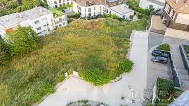 Na predaj pozemok v Bratislava-Nové Mesto · €1 050 000 · Pôvodný stav