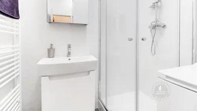 Na prenájom 2-izbový byt, 44 m², Bratislava-Ružinov, Mesačná
