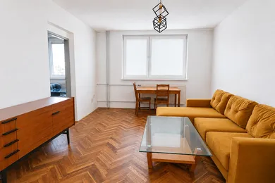 Na prenájom 2-izbový byt, 39 m², Modra, Dukelská