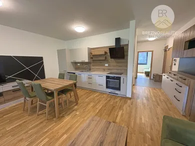Na predaj 2-izbový byt, 61 m², Bystrá
