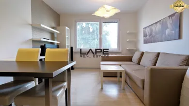 Na predaj 1-izbový byt, 37 m², Bratislava-Vrakuňa, Rajčianska