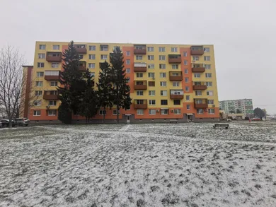Mieszkania na wynajem, 2-pokojowe, Levice · €81 630