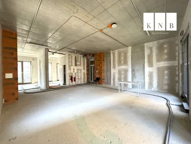 Na predaj komerčné, 173 m², Bratislava-Nové Mesto, Račianska