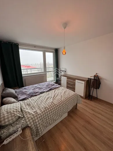 Na prenájom 2-izbový byt, 50 m², Bratislava-Ružinov, Ružinovská