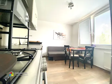 Na predaj 1-izbový byt, 34 m², Žiar nad Hronom, Novomeského
