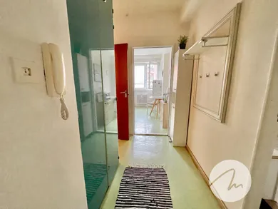 Na predaj 2-izbový byt, 38 m², Bratislava-Nové Mesto, Nobelova