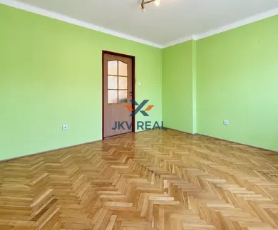 Na predaj 3-izbový byt, 75 m², Trnava, kollárová