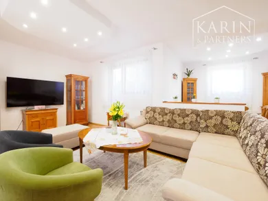 Domy na sprzedaż, 4-pokojowe, Šamorín · €368 000