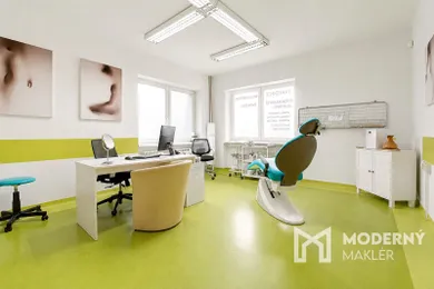Na predaj dom, 354 m², Piešťany, Školská