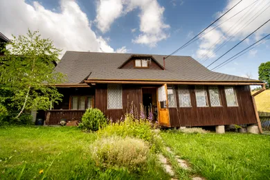 Domy rekreacyjne na sprzedaż, 7-pokojowe, Sihla · €120 000