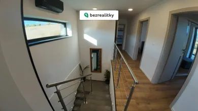 Na predaj 4-izbový dom, 110 m², Hybe