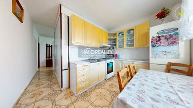 Na predaj 3-izbový byt, 72 m², Rimavská Sobota