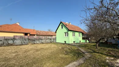 Na predaj pozemok, Skačany, Duklianska