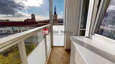 Na prenájom 2-izbový byt, 56 m², Pezinok, Záhradná