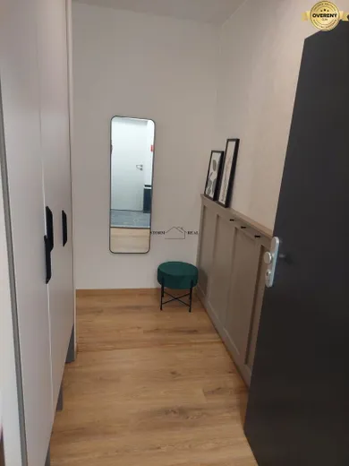 Na prenájom 2-izbový byt, 57 m², Bratislava-Ružinov, Mlynské nivy
