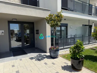 Mieszkania na wynajem, 2-pokojowe, Dunajská Streda · €690