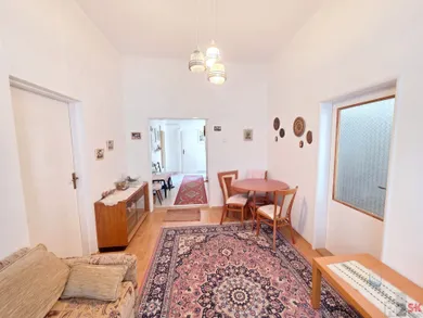 Na predaj 2-izbový byt, 59 m², Bratislava-Staré Mesto, Biela