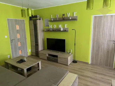 Byty na predaj 3-izbový, Banská Bystrica · €210 000