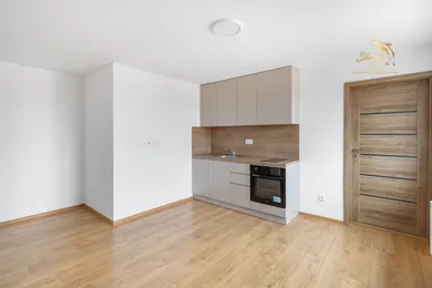 Na predaj dom, 40 m², Levice, Družstevnícka ul.