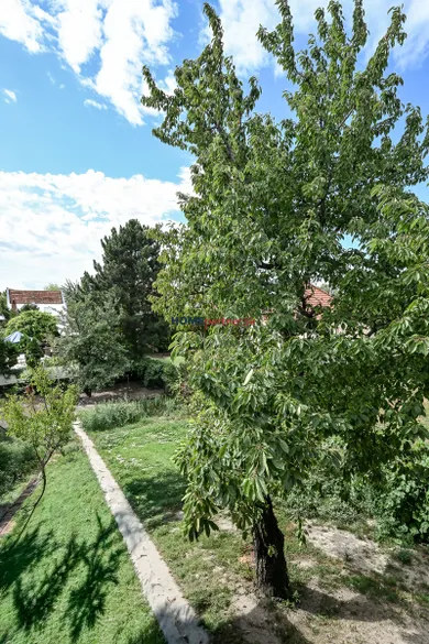 Na predaj dom, 134 m², Bratislava-Ružinov, Ružičková