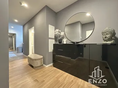 Na predaj 2-izbový byt, 66 m², Bratislava-Nové Mesto, Rožňavská 1/B